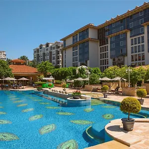 Grand Hyatt מלון